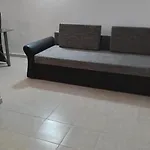 2 * بودابست