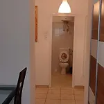 דירה 2 *